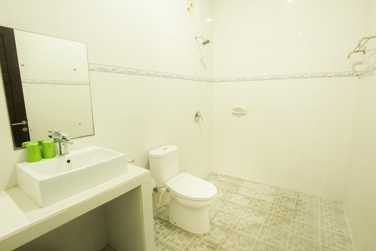 Wingsu Guest House Canggu Esterno foto