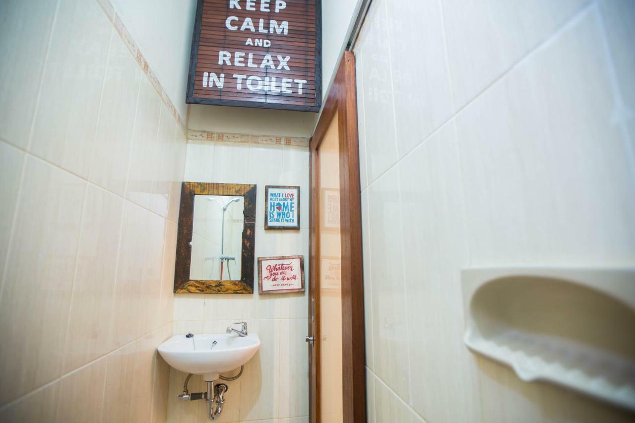 Wingsu Guest House Canggu Esterno foto